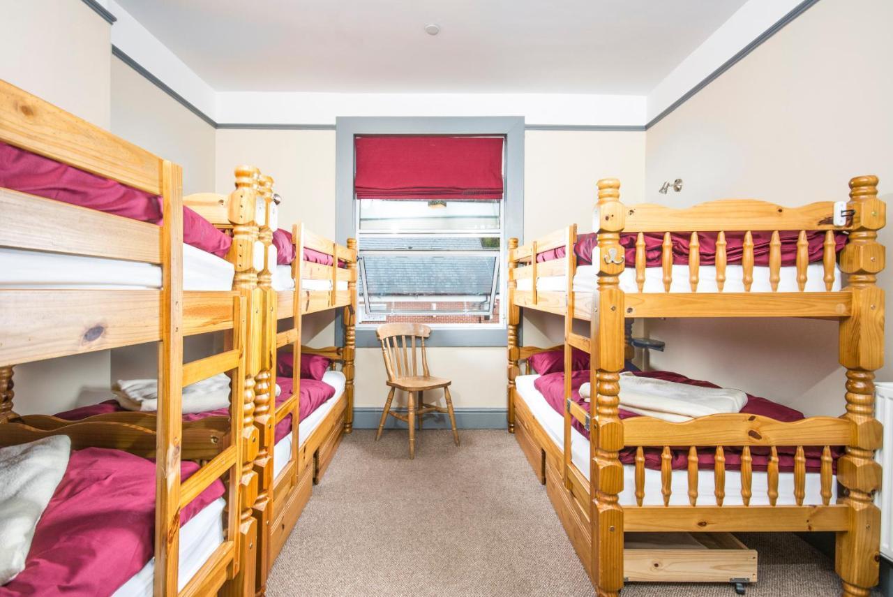 Llangollen Hostel Self-Catering - All Private Bedrooms Екстер'єр фото