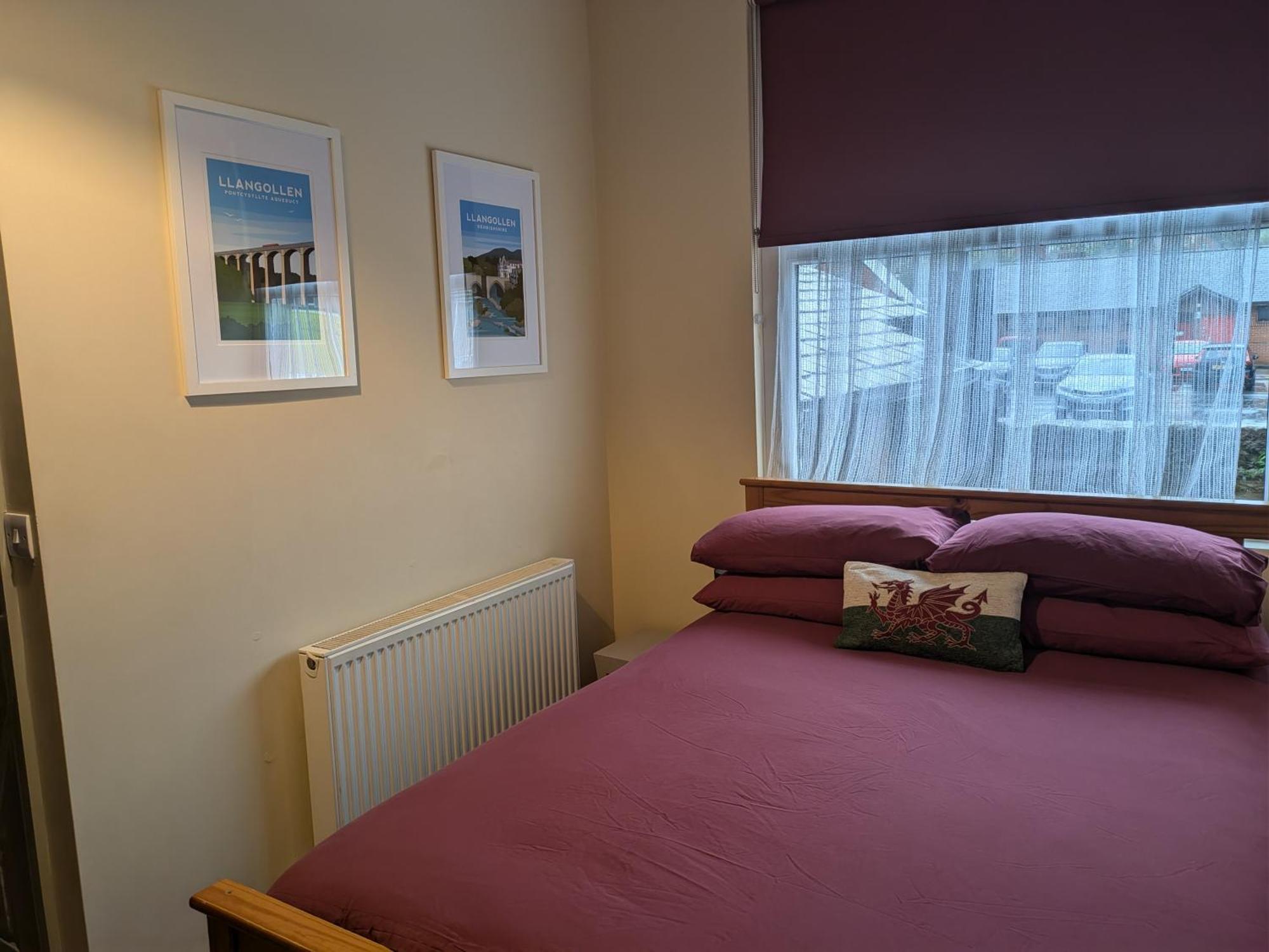 Llangollen Hostel Self-Catering - All Private Bedrooms Екстер'єр фото